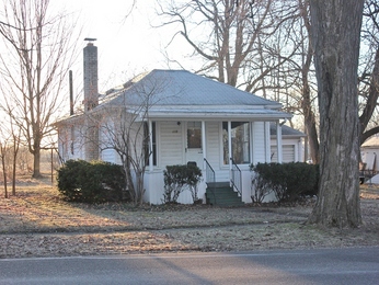 115 Beach St, Bancroft, MI 48414 