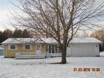 8548 Bayview Rd, Onekama, MI 49675 