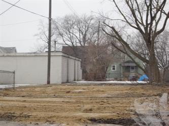 2313 Minnie St, Port Huron, MI 48060 