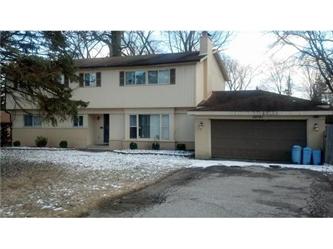 24761 Larkins St, Southfield, MI 48033 