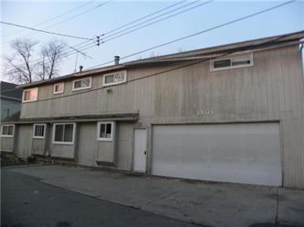 1401 Rossdale, Waterford, MI 48328 