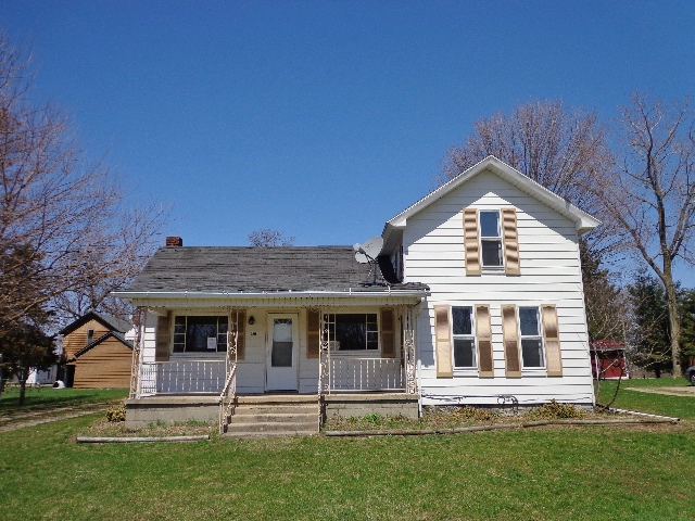 407 E 1st St, Ovid, MI 48866 