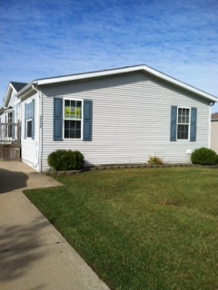 1717 Augusta, Hartland, MI 48353 