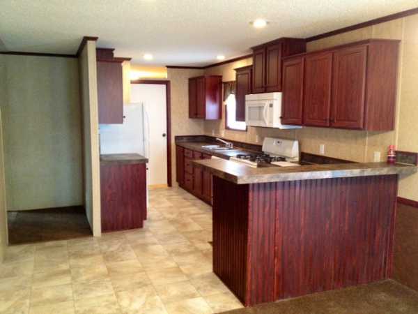 17147 Easterbridge #222, Macomb, MI 48044 