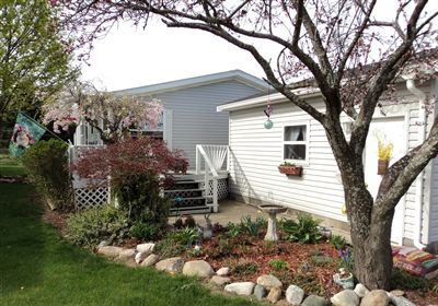 4045 Crestview Ln, Muskegon, MI 49442 