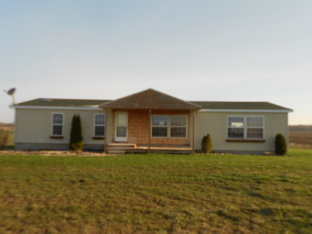 10222 Metcalf Rd, Greenwood, MI 48006 