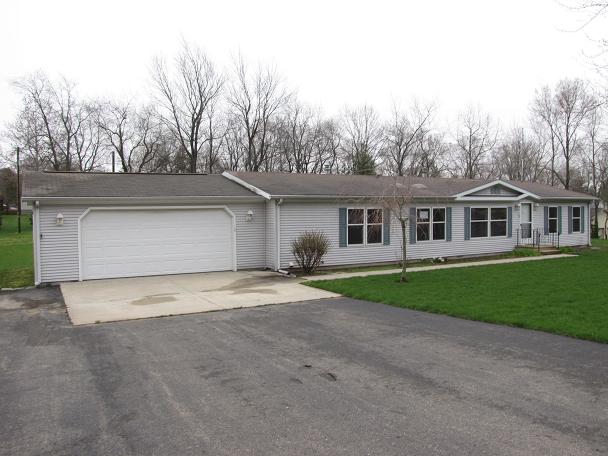 50005 Circle Drive, Dowagiac, MI 49047 