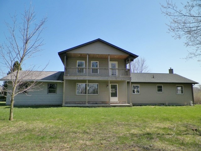 130 E Norway Lake Rd, Lapeer, MI 48446 