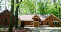 26701 Holly Hill Dr, Farmington Hills, MI 48334 
