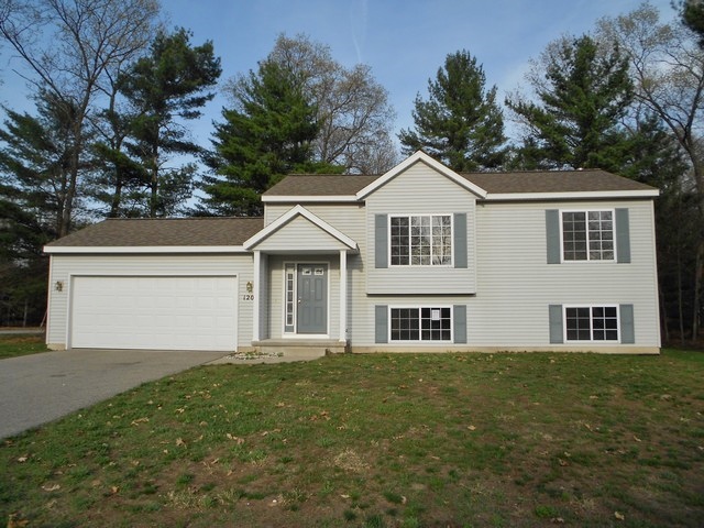 1204 Abby Ct, Muskegon, MI 49442 
