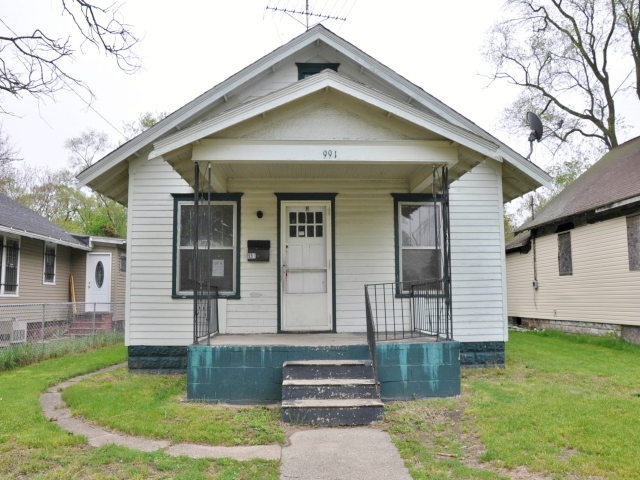 991 Superior St., Benton Harbor, MI 49022 