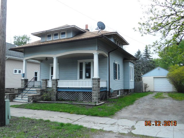 1019 N Trumbull St, Bay City, MI 48708 