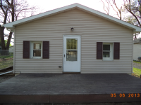 1136 Winifred St, Jackson, MI 49202 