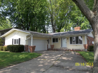 41184 Belvidere St, Harrison Township, MI 48045 
