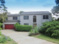 10272 Harpers Ferry Ct, Whitmore Lake, MI 48189 