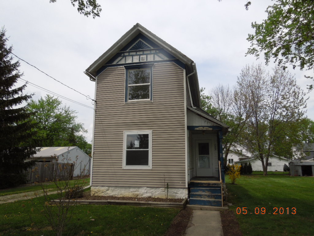 122 Lewis Street, Saint Johns, MI 48879 