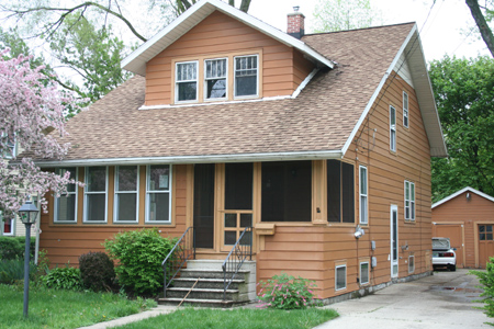 411 N Riverview Dr, Kalamazoo, MI 49004 