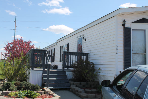 736 Midvale Ln, Almont, MI 48003 