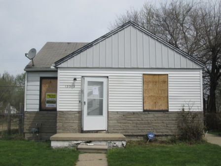 13313 Manning St, Detroit, MI 48205 