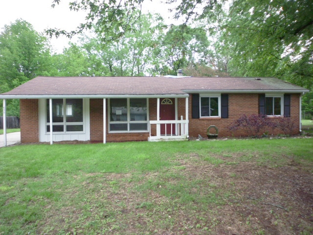 655 S  Irelan Ln, Midland, MI 48640 
