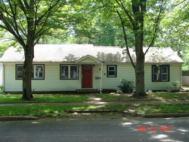 814 S Lincoln Ave, Three Rivers, MI 49093 