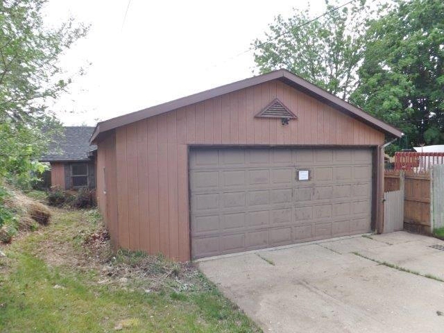 1903 Wyoming Ave SW, Wyoming, MI 49519 