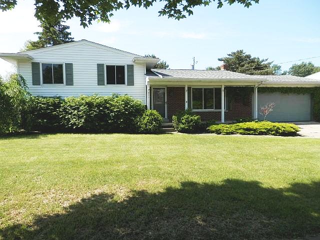 511 Plymouth Dr, Davison, MI 48423 