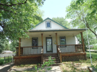 8339 Westpoint St, Taylor, MI 48180 