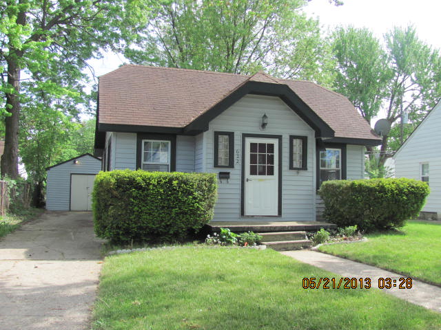 622 Raskob St, Pontiac, MI 48340 