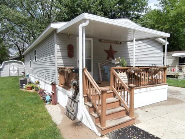 3342 Glendale Circle, Bay City, MI 48706 