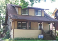 1026 Woodbridge, Jackson, MI 49203 