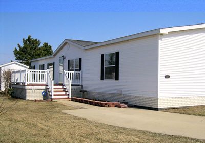 1925 Cedar St., Newport, MI 48166 