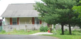 4738 8th St, Caledonia, MI 49316 