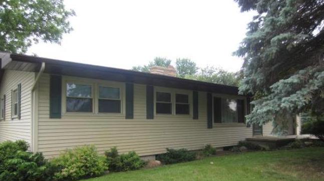 8190 Pennfield Rd, Battle Creek, MI 49017 
