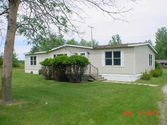 4598 W Baker Rd, Coleman, MI 48618 