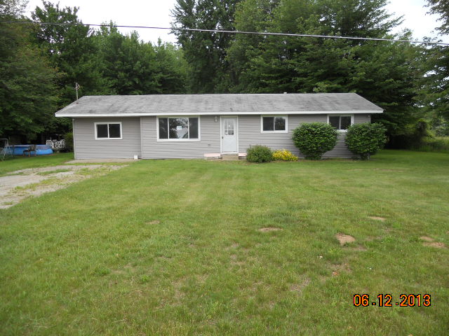 11395 Ferden Rd, Chesaning, MI 48616 