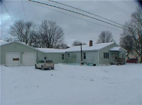 608 Colfax St, Cadillac, MI 49601 