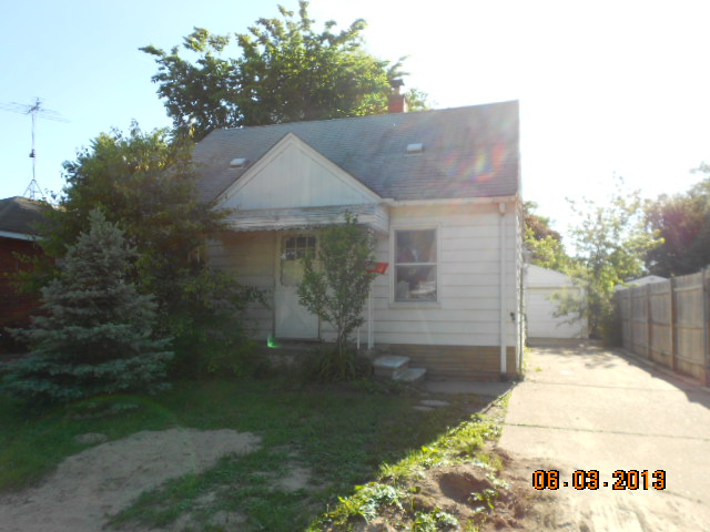 6403 Warwick  St, Detroit, MI 48228 