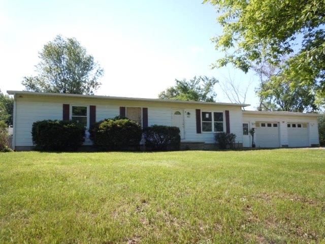 1924 Hardwick Dr, Lapeer, MI 48446 
