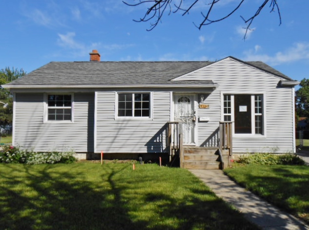 2119 Santa Barbara, Flint, MI 48504 