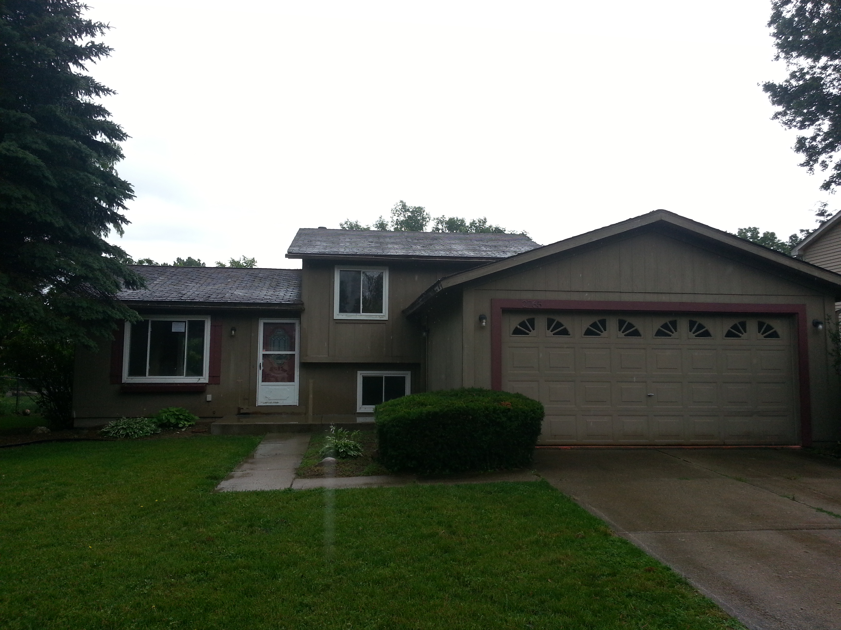 2765 Calais Dr, Lake Orion, MI 48359 