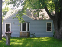 15151 Bainbridge St, Livonia, MI 48154 