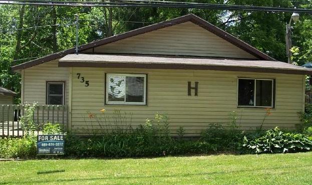 6841 Paradise Park, Saranac, MI 48881 