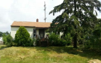 5822 Oster Dr, Waterford, MI 48327 