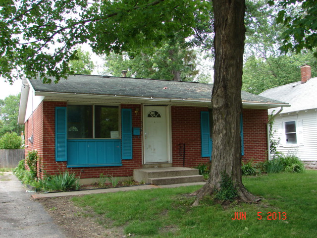 304 Battle Creek Ave, Battle Creek, MI 49037 