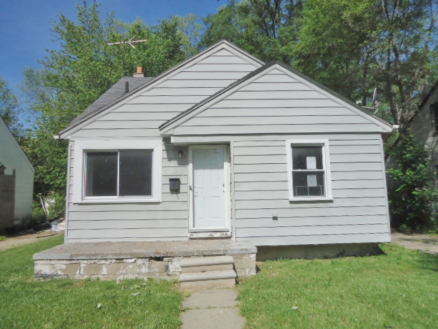 19401 Woodbine St, Detroit, MI 48219 