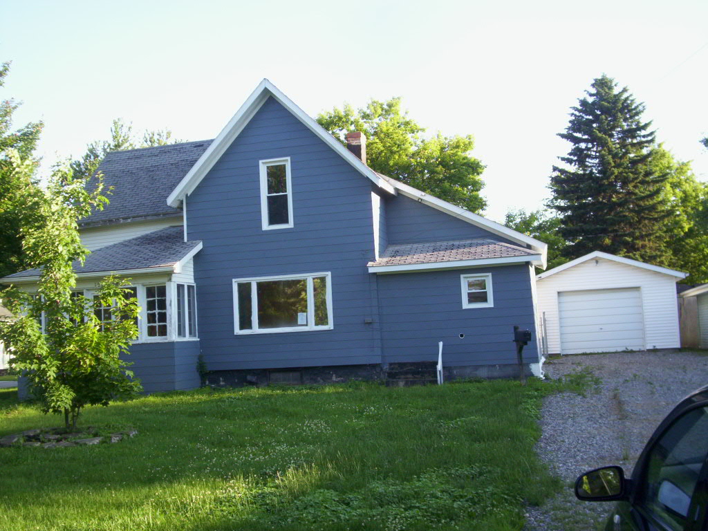 101 Fraser St, Yale, MI 48097 