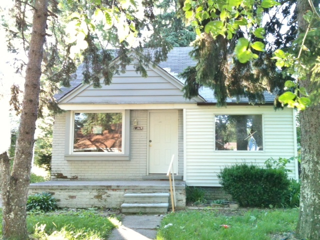 12018 Wayburn, Detroit, MI 48224 