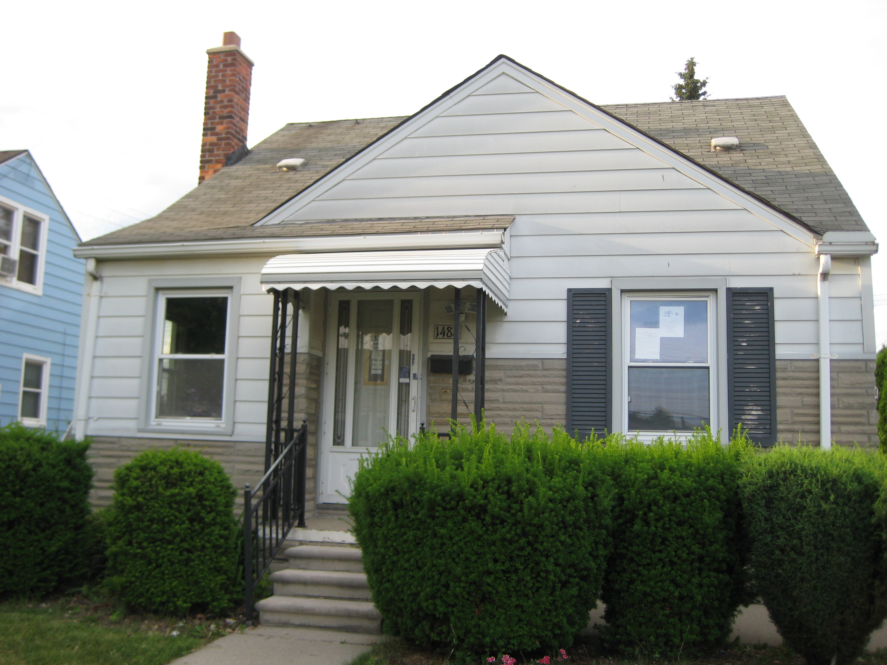 1488 Mclain Ave, Lincoln Park, MI 48146 
