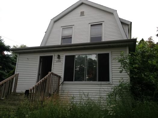 1004 Perry Street, Flint, MI 48504 